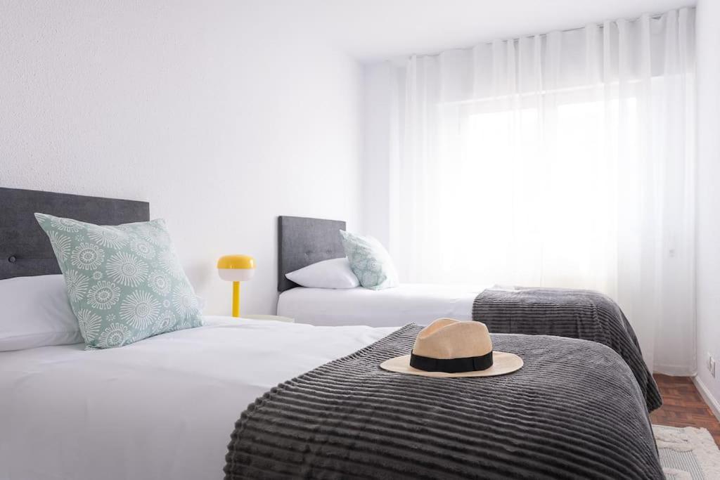 San Roman Apartment With Private Parking Сантандер Екстериор снимка